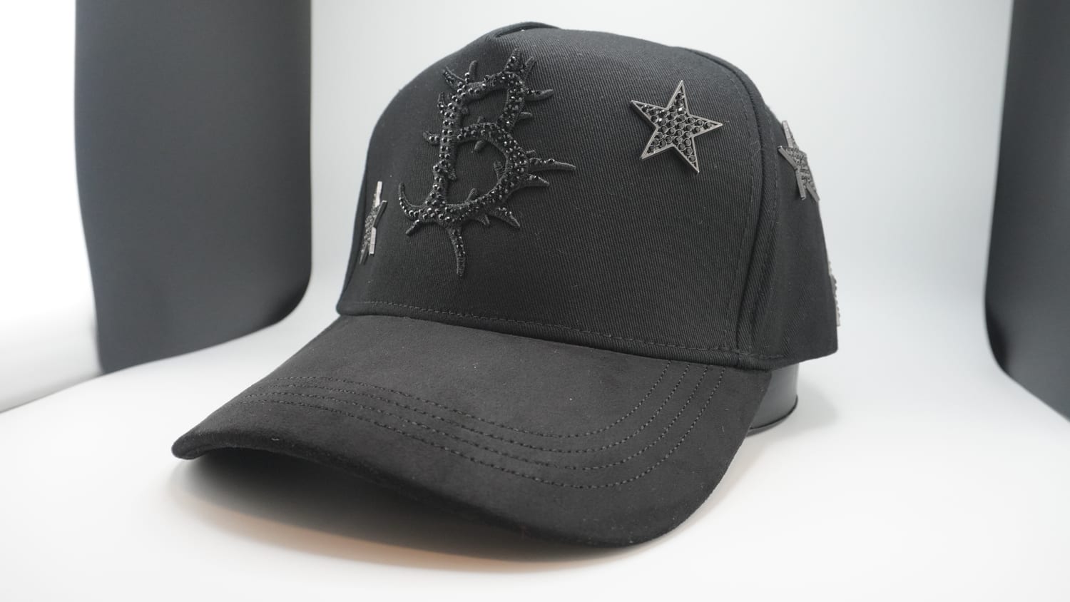 Gorra Estrellas negra